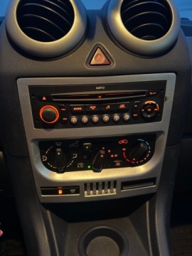 Peugeot 1007 1.6 i 16V 110KM 2008 PEUGEOT 1007 automatycznie zamykane drzwi, klima, ZAREJESTROWANY, zdjęcie 18