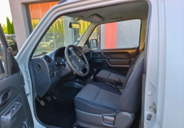 Suzuki Jimny III Standard 1.5 TD 86KM 2006 Suzuki Jimny Stan Bardzo dobry Klima Bez Rdzy Po Oplatach Gwarancja 1.5, zdjęcie 16