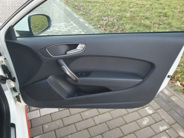 Audi A1 I 2010 Audi A1 3-drzwiowe 1.6tdi 110KM Sport Bixenon Ledy, zdjęcie 23