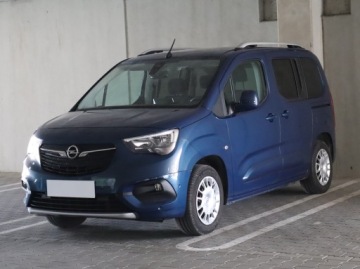 Opel Combo E Kombivan 1.5 Diesel 131KM 2019 Opel Combo 1.5 CDTI, Salon Polska, Serwis ASO, zdjęcie 1