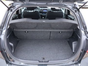 Toyota Yaris III Hatchback 5d Facelifting 2017 1.5 Dual VVT-iE 111KM 2017 Toyota Yaris 1.5 Dual VVT-i, GAZ, Klima, zdjęcie 10