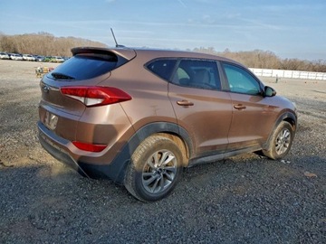 Hyundai Tucson III 2016 Hyundai Tucson 2016 HYUNDAI TUCSON SE 2.0 Benzyna 164KM, zdjęcie 2