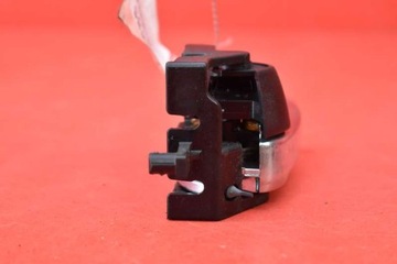 РУЧКА ВНУТРЕННЯЯ ЛЕВАЯ ПЕРЕДНЯЯ SUZUKI SWIFT 5 V MK7 10-15