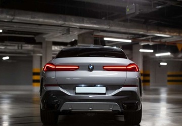 BMW X6 G06 2025 BMW X6 xDrive30d, Panorama, Pneumatyka, Hak, Pakiet Innowacji, 22 Cale 3.0, zdjęcie 14