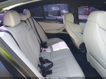 BMW Seria 5 G30-G31 M5 Limuzyna Facelifting 4.4 M5 600KM 2023 BMW M5 2023r, M5, 4.4L, XDrive 4.4 Benzyna 600KM, zdjęcie 11