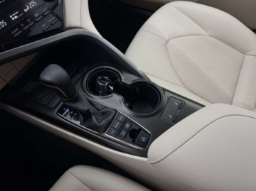 Toyota Camry IX Sedan 2.5 Hybrid Dynamic Force 218KM 2022 Toyota Camry Comfort Kamera cofania CarPlayAndroid Auto LED ACC, zdjęcie 27