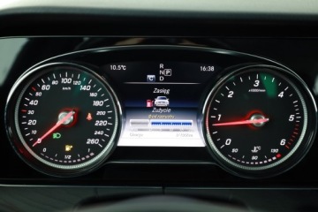 Mercedes Klasa E W213 All-Terrain 2.0 220d 194KM 2017 Mercedes E E 220 d 4MATIC, 1. Właściciel, zdjęcie 7