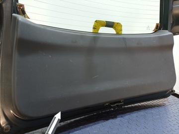 MITSUBISHI COLT MK6 Z30 FACELIFT 5D VÍKO KUFRU KRYT KUFRU U05