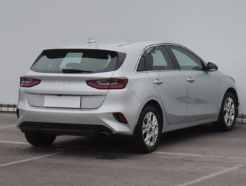 Kia Ceed III Hatchback Facelifting  1.0 T-GDI 120KM 2022 Kia Ceed 1.0 T-GDI, Salon Polska, Serwis ASO, zdjęcie 4