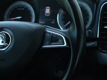 Skoda Karoq Crossover 1.6 TDI 115KM 2019 Skoda Karoq 1.6 TDI, Salon Polska, VAT 23%, Klima, zdjęcie 18