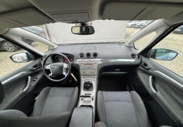 Ford S-Max I Van 2.0 i 16V 145KM 2006 Ford S-Max Zarejestrowany na 7 osob 2.0 Benzyna 145KM, zdjęcie 17