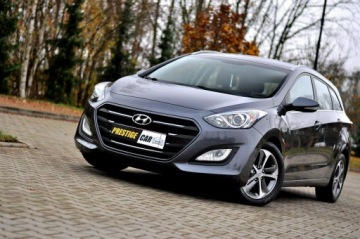 Hyundai i30 II Wagon Facelifting 1.6 CRDi 110KM 2016 Hyundai i30 1,6 CRDi Ledy Duża Navi Kamera, zdjęcie 11