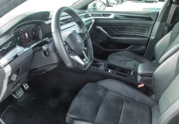 Volkswagen Arteon Fastback Facelifting 2.0 TDI 200KM 2023 Volkswagen Arteon 2.0 TDI 200KM R-LINE DSG Kamera 360 App Connect 2.0 200KM, zdjęcie 13