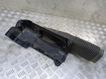 BMW E46 2.0D POUZDRO FILTRU VZDUCHU 77872540 0928400397