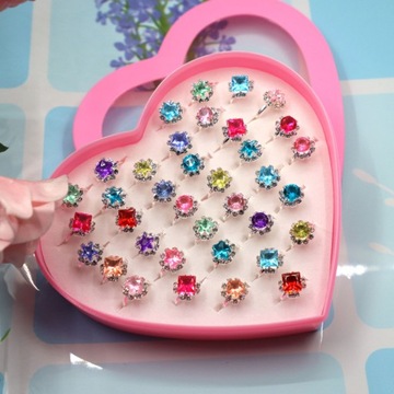 Набор УКРАШЕНИЙ ДЛЯ ДЕВОЧКИ: 36 КОЛЬЦЕВ