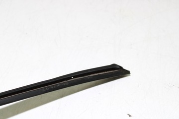 BMW E38 LIŠTA DVEŘE SPODNÍ ZHRNUJÍCÍ LEVÝ ZADNÍ