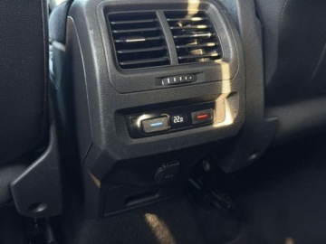 Volkswagen Touran III 1.4 TSI 150KM 2017 Volkswagen Touran TSI 150KM Highline 7 os. LED Top Keyless Nawigacja, zdjęcie 32