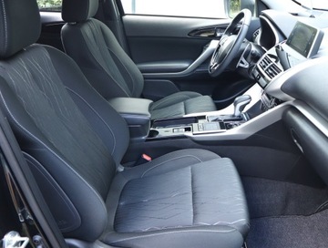 Mitsubishi Eclipse Cross SUV 1.5 T 163KM 2017 Mitsubishi Eclipse Cross 1.5 T-MIVEC, zdjęcie 8