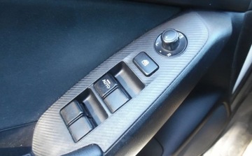 Mazda 3 III Sedan 2.0 SKYACTIV-G 120KM 2014 Mazda 3 2014r, Salonowy, 2.0 Benzyna. Uszkodzony prawy przod. 2.0 Benzyna, zdjęcie 9