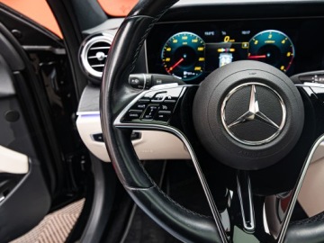 Mercedes Klasa E W213 Limuzyna Facelifting 2.0 220d 200KM 2022 MERCEDES-BENZ E Klasa 220 d 4-Matic 2.0 (200KM) 2022, zdjęcie 14
