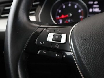 Volkswagen Passat B8 Variant 1.4 TSI ACT 150KM 2015 Volkswagen Passat panorama klima auto grzane, zdjęcie 28