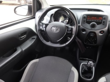 Toyota Aygo II Hatchback 3d Facelifting 1.0 VVT-i 72KM 2020 Toyota Aygo 1.0 VVT-i, Salon Polska, zdjęcie 6