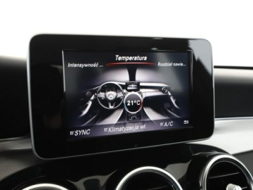 Mercedes Klasa C W205 Limuzyna 180 156KM 2018 Mercedes C 180 automat półskóra klima auto, zdjęcie 23