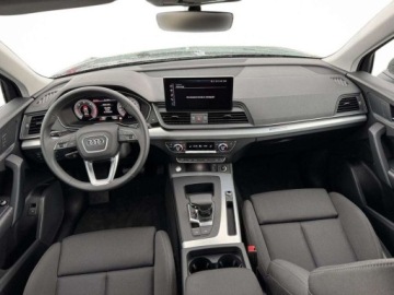 Audi Q5 II SUV Facelifting 2.0 40 TDI 204KM 2024 Audi Q5 matrixy, ambient plus, tempomat, kamera cofania, 2.0 Diesel 204KM, zdjęcie 4