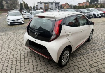 Toyota Aygo II Hatchback 3d Facelifting 1.0 VVT-i 72KM 2019 Toyota Aygo 1,0 72KM Klimatyzacja Benzyna 72KM, zdjęcie 7