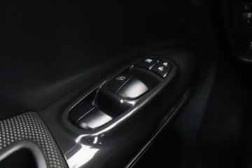 Nissan Juke I SUV Facelifting DIG-T 115KM 2015 Nissan Juke 1.2 DIG-T, Navi, Klima, Klimatronic, zdjęcie 18