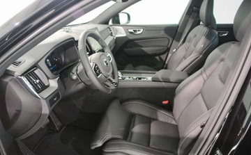 Volvo XC60 II Crossover Facelifting 2.0 B5 250KM 2025 Volvo XC 60 Volvo XC 60 B5 B AWD Ultra Black Edition 2.0 Hybryda 250KM, zdjęcie 8