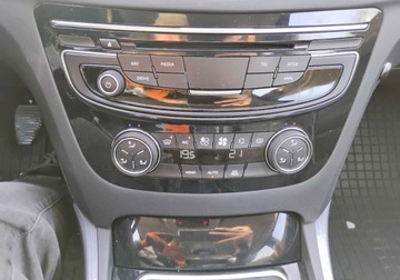 Peugeot 508 II 2018 Peugeot 508 2018r, 1.6 Benzyna. Lekko uszkodzony tyl. Jezdzi. 1.6 Benzyna, zdjęcie 15