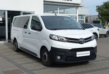 Toyota Proace II Verso Compact 2.0 D-4D 150KM 2018 Toyota ProAce 2,0 D4-D Long Family Klimatronik,9-osob,Salon Polska 2.0, zdjęcie 1