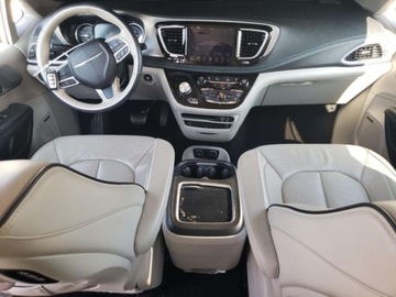 Chrysler Pacifica II 2018 Chrysler Pacifica Hybrid Limited 2018 3.6l 3.6 Hybryda 260KM, zdjęcie 8