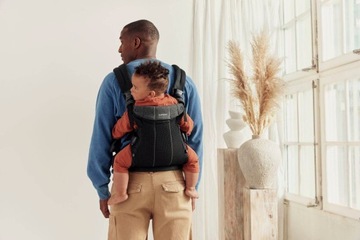 ПЕРЮЗАНКА HARMONY 3D СЕТОЧНАЯ ЧЕРНАЯ BABYBJORN