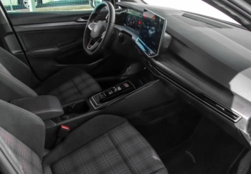 Volkswagen Golf VIII GTI Facelifting 2.0 TSI 265KM 2024 Volkswagen Golf 2.0TSI 265KM GTI, DSG, LED Matrix, Kierownica podgrzewana, zdjęcie 12