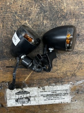 Harley D, przednie kierunkowskazy Road King,OE.