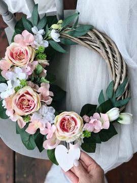 ДВЕРНОЙ ВЕНОК, ЦВЕТОЧНЫЙ КРЕМ, Плетеный венок