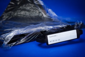 AUDI A6 C6 4F оригинальные передние резиновые коврики НОВЫЕ