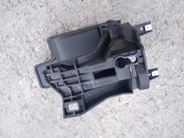 BMW E46 LOKETNÍ OPĚRKA TUNELU STŘEDNÍ KŮŽE 8 213 678
