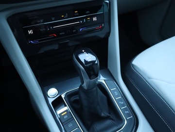 Volkswagen Tiguan II SUV Facelifting 2.0 TSI 190KM 2022 VW Tiguan 2.0 TSI, Salon Polska, 1. Właściciel, zdjęcie 11