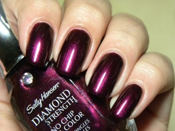 Sally Hansen Diamond Strength Lakier Save The Date 460