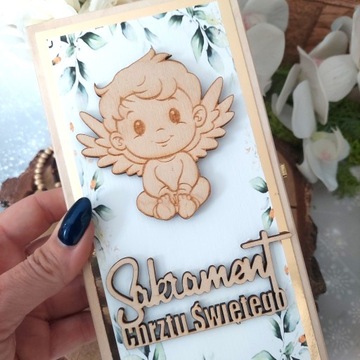 Сувенир таинства крещения с ангелом.