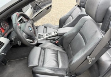 BMW Seria 3 E90-91-92-93 Cabrio E93 325d 197KM 2010 BMW Seria 3 Bmw 330D 197 KM Cabrio 2010r Warszawa 3.0 Diesel 197KM, zdjęcie 6