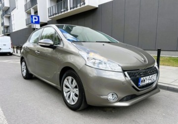Peugeot 208 I Hatchback 3d 1.0 VTI 68KM 2014 Peugeot 208 klima ISOFIX niski przebieg Warszawa Benzyna 68KM