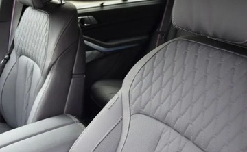 BMW X5 G05 2023 BMW X5 BMW X5 45e XDrive, Skretna tylna os, Reflektory laserowe 3.0 394KM, zdjęcie 17