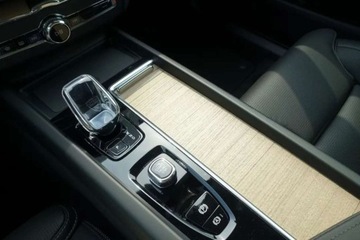 Volvo XC60 II 2025 Volvo XC 60 VOLVO XC60 B5 AWD Core Mild-Hybrid Dowolna KonfiguracjaPolski, zdjęcie 12