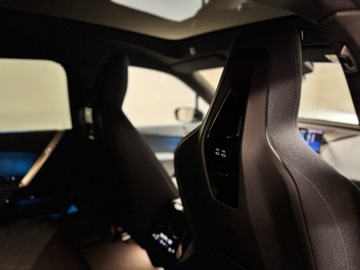 BMW iX SUV 71kWh 326KM 2022 BMW iX BMW Model iX40 M Salon PL otrzymaj Voucher na OCF-ra Vat 23 326KM, zdjęcie 31