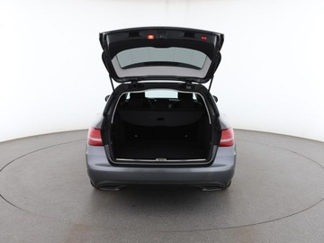 Mercedes Klasa C W205 Kombi Facelifting 2.0 220d 194KM 2019 Mercedes C 220 Avantgarde automat 194KM navi, zdjęcie 18