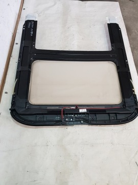 СОЛНЕЧНЫЙ ЛЮК SKODA SUPERB I 01-06 R ЕВРОПА